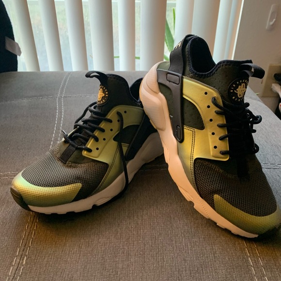 Nike Other - Size 7.5 Nike Huarache